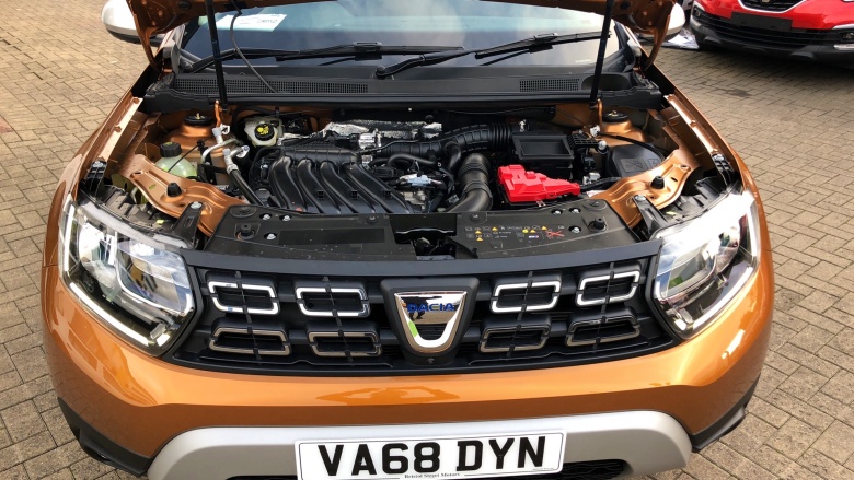 Dacia Duster 1.6 SCe Prestige 5dr Petrol Estate